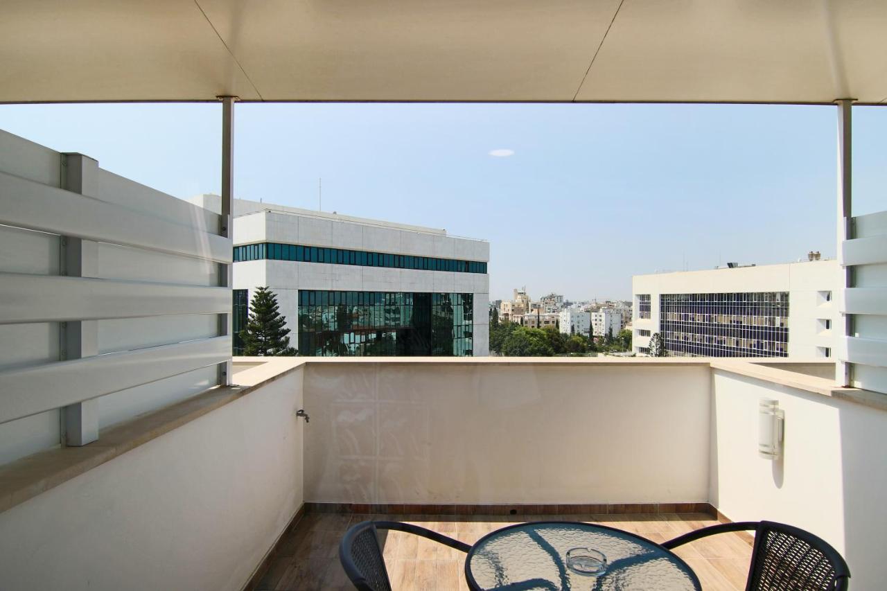 Phaedrus Living: Luxury Suite Nicosia 505 Kültér fotó